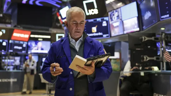 早盘:美股继续上扬 纳指上涨220点