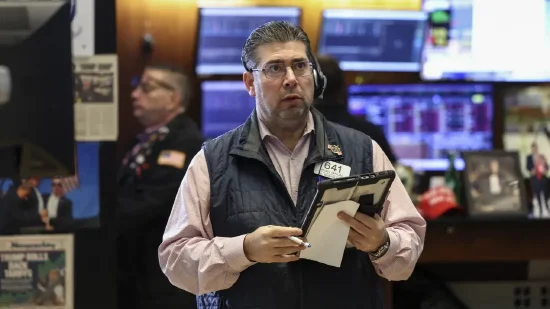 美股開盤：美股週三低開 ADP數據顯示就業市場萎縮