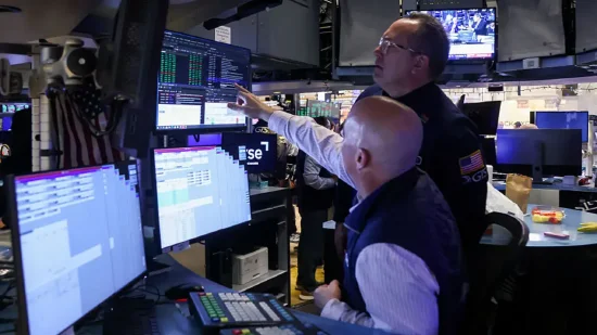 午盘：科技股推动纳指与标普指数走高