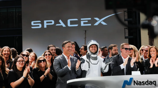 SpaceX discloses $100B cash reserves amid bond issuance