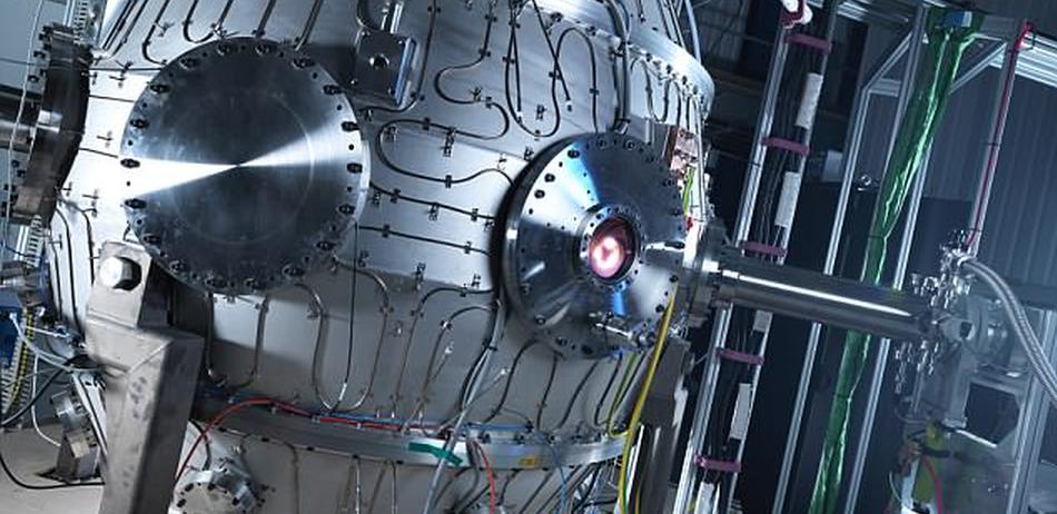 英核聚变反应堆创1500万摄氏度纪录 高过太阳核心温度