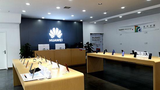 生意砍半、无货可卖，手机线下渠道艰难开年