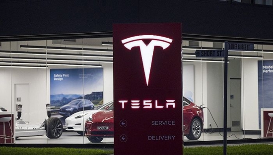 Tesla大中華區邁入10%裁減方案 	，已中止部份招工