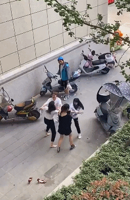 如果你的外卖还没到，一定是有原因的-搞笑gif动态图片-izike