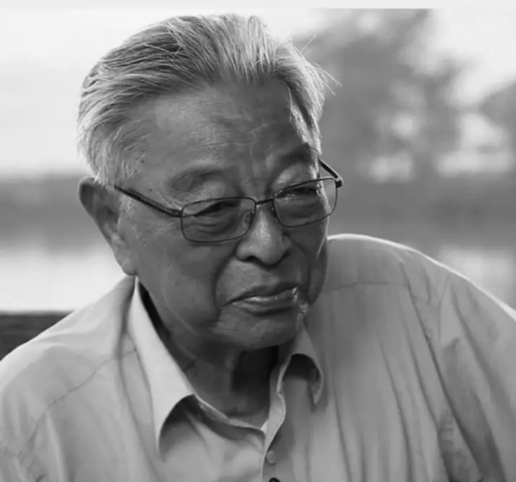 除了死亡 他永远不会被打败