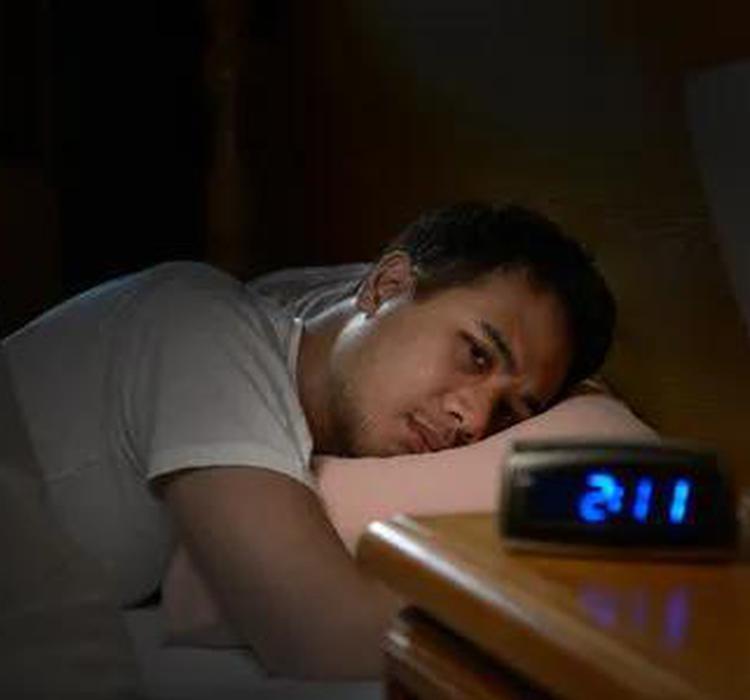 压力好大，睡不着……新研究揭示，后果可能比你原以为得更严重