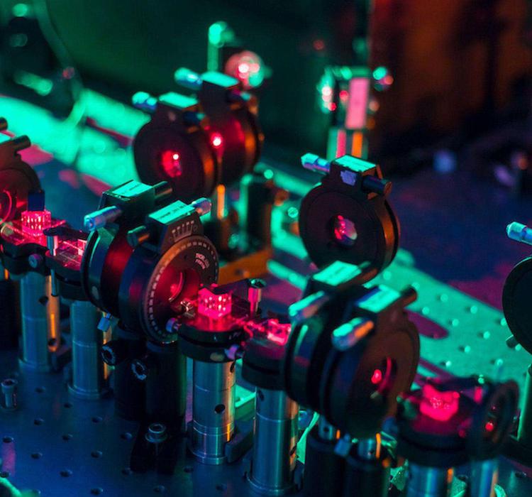 《科学大家》专栏｜从爱因斯坦的好奇心到量子信息科技