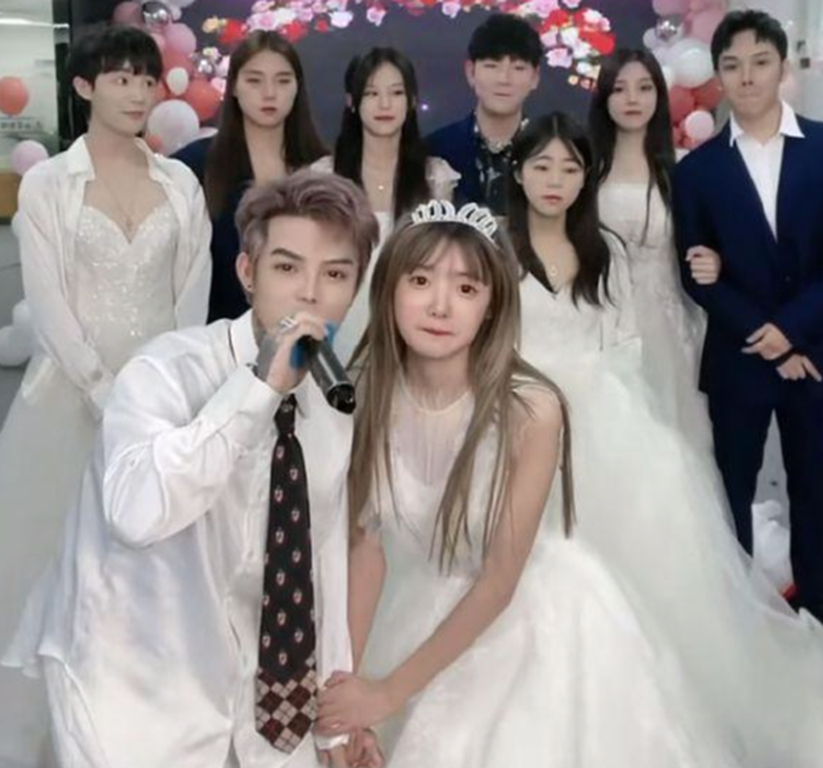 网红们的情感大戏，短视频的流量危机