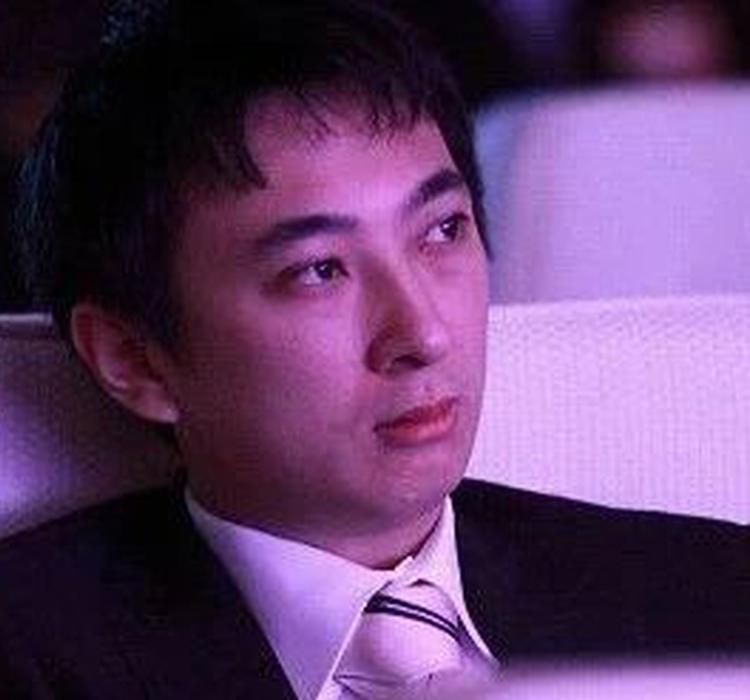 爆款女友制造机王思聪