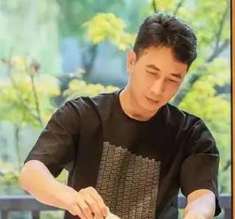 林生斌“翻车”，网红“死”于卖人设？