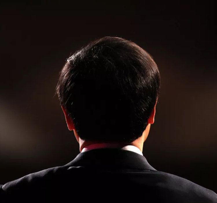 中国最敢吹的新能源大王，失踪了