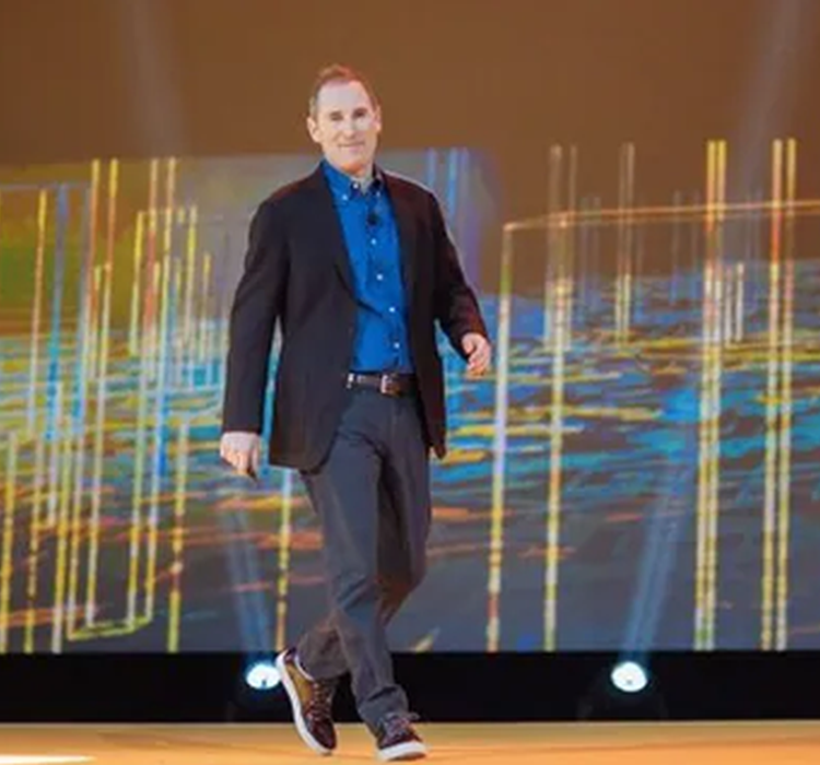 贝索斯时代正式结束  “影子”安迪·贾西全面接管亚马逊