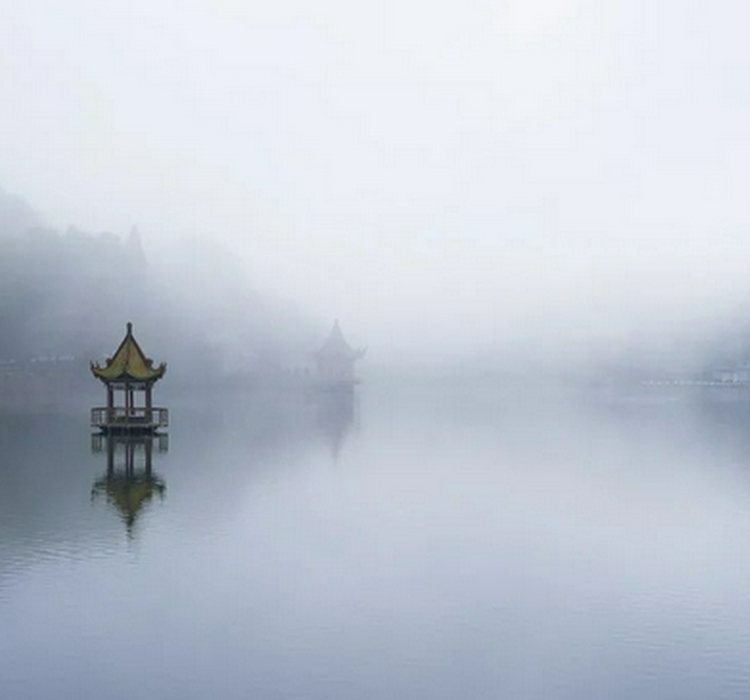 互联网大佬们越来越低调了