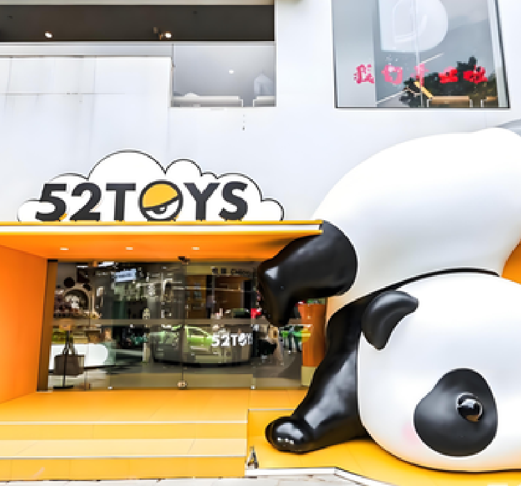 排队IPO的潮玩公司，神话和泡沫共存