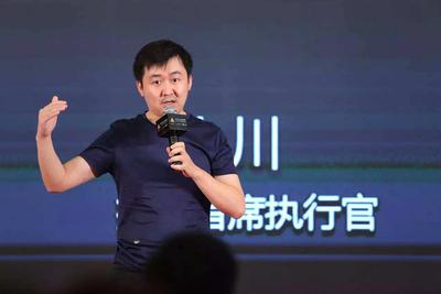 搜狗CEO王小川两会提案：加快制定人工智能行业标准