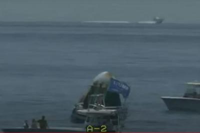 SpaceX太空舱成功溅落后被附近船只围观 引发一阵混乱