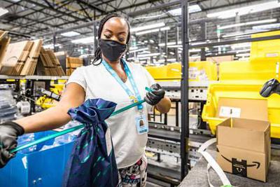 黑色星期五来临 亚马逊面临年度重大考验 亚马逊 黑五 新浪科技 新浪网