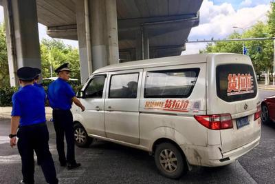 家属回应女孩跳货拉拉车窗身亡:司机偏航称熟悉路线 事发地无监控