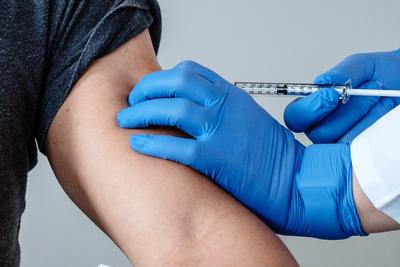 《科学大家》| 新冠疫苗接种已不是选择题，而是必答题
