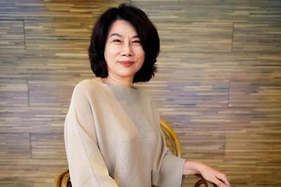 董明珠视频参加股东大会回应接班人问题：一直在选 - Vimarsana News