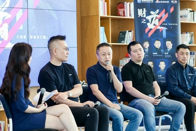 新石器创始人余恩源：三年内投放上万台无人配送车
