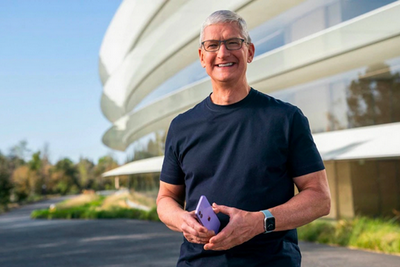  Apple's dilemma: who will be the next Cook?