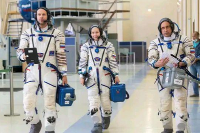 首个俄罗斯太空电影摄制组准备返回地球