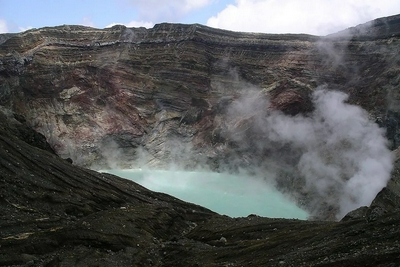 震撼！阿苏火山今日爆发，原来地球“挤痘痘”是这样的