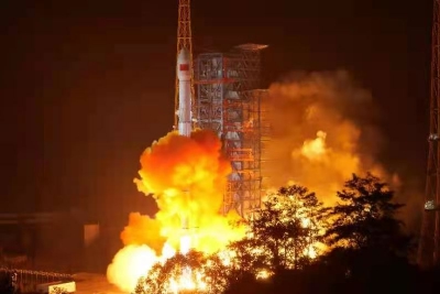卫星滥用“漫步自由” 中国空间站成功避险