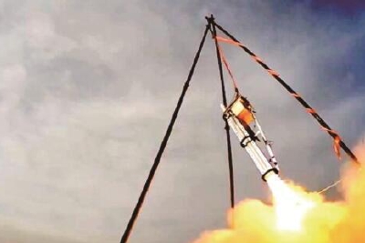 全球首次临近空间空基平台火箭在青海冷湖成功发射