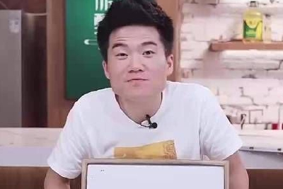 新东方主播董宇辉卖玉米再次“出圈”，账号粉丝数已破九百万