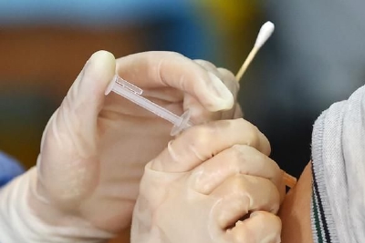 新冠疫苗一年挽救近2000万人生命
