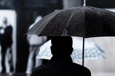 学会这一招，让你拯救雨天“废片”