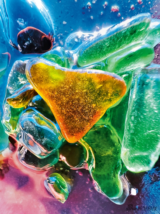 《Sea Glass》(海玻璃),由 Guido Cassanelli 拍摄