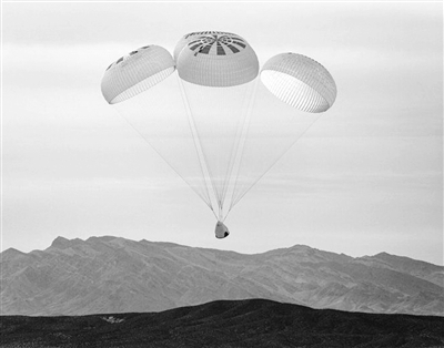 SpaceX的“Mark 3”降落伞系统。
