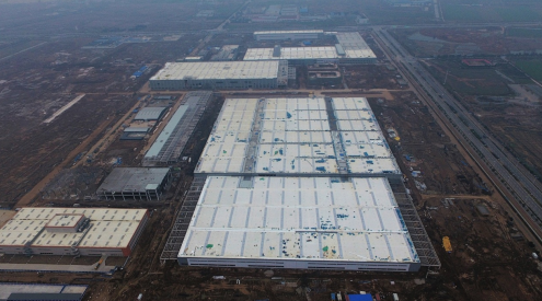 拜腾南京智能制造基地的五大车间厂房已完成封顶