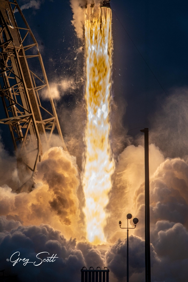 SpaceX第四趟卫星拼车专列发车：送40颗微小卫星上天