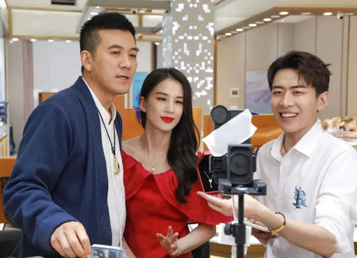 抖音一哥董先生珠宝一天卖两亿是福利还是套路