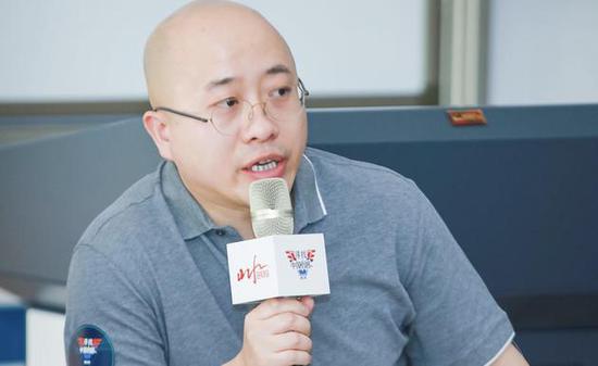 张泉灵谈5G:将利好大规模多人在线视频教育
