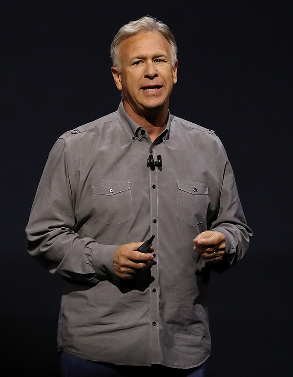 苹果公司全球营销高级副总裁phil schiller. 视觉中国 资料图