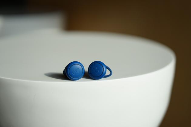 莫比斯全语音人工智能耳机问世