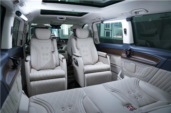 奔驰v级迈巴赫版奔驰v级迈巴赫版680