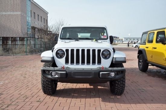 2023款jeep牧马人落地现车售价36万起分期特价