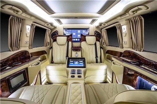 迈巴赫vs980商务车四座钻版座椅人体工程学设计,带有一键式展开及记忆