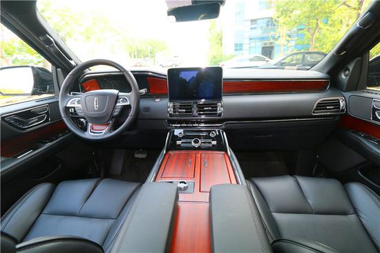 18款林肯领袖一号5.98米进口越野车价格