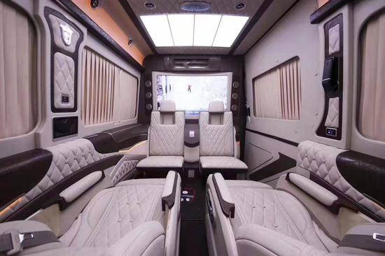 2019款进口奔驰斯宾特港口最新报价