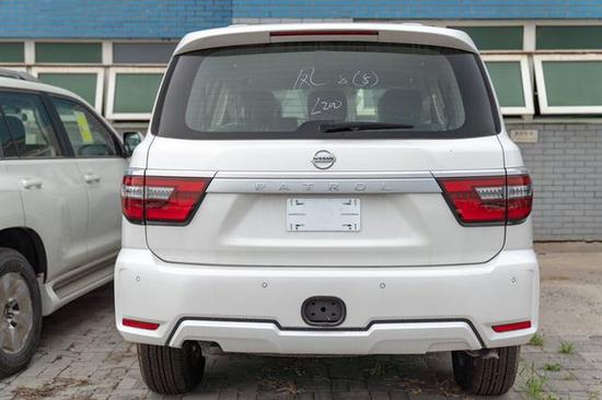 20款日产途乐Y62 近日港口价格下调50万