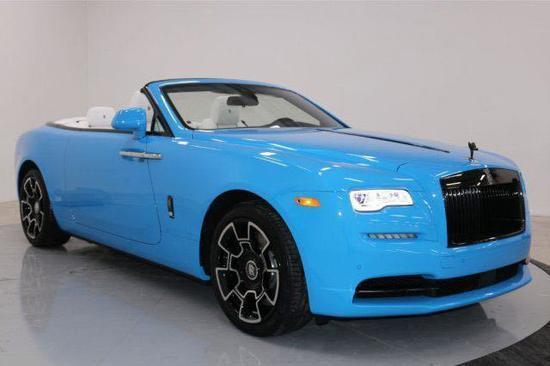 劳斯莱斯曜影现车行情 超帅配色惊爆眼球