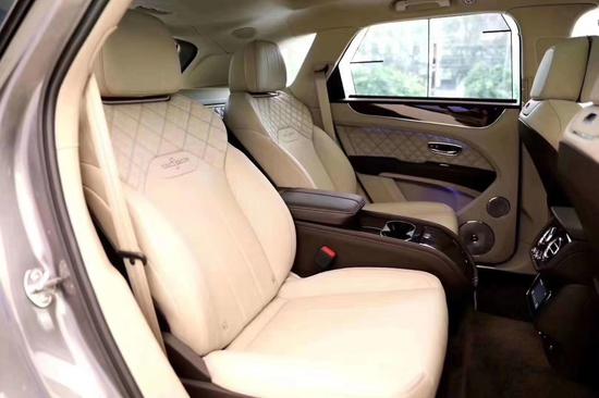 2021款宾利添越4.0V8天津港最新优惠行情