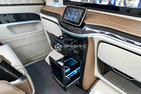 ▲便捷娱乐后舱系统